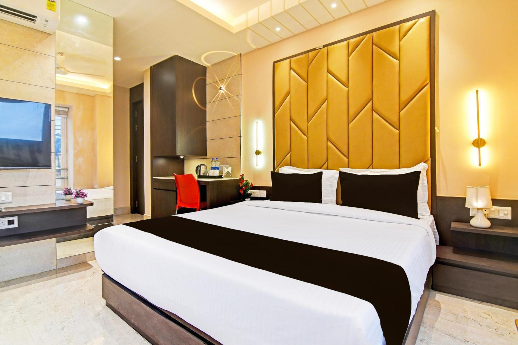 כלכותה Super Hotel O Samotel מראה חיצוני תמונה