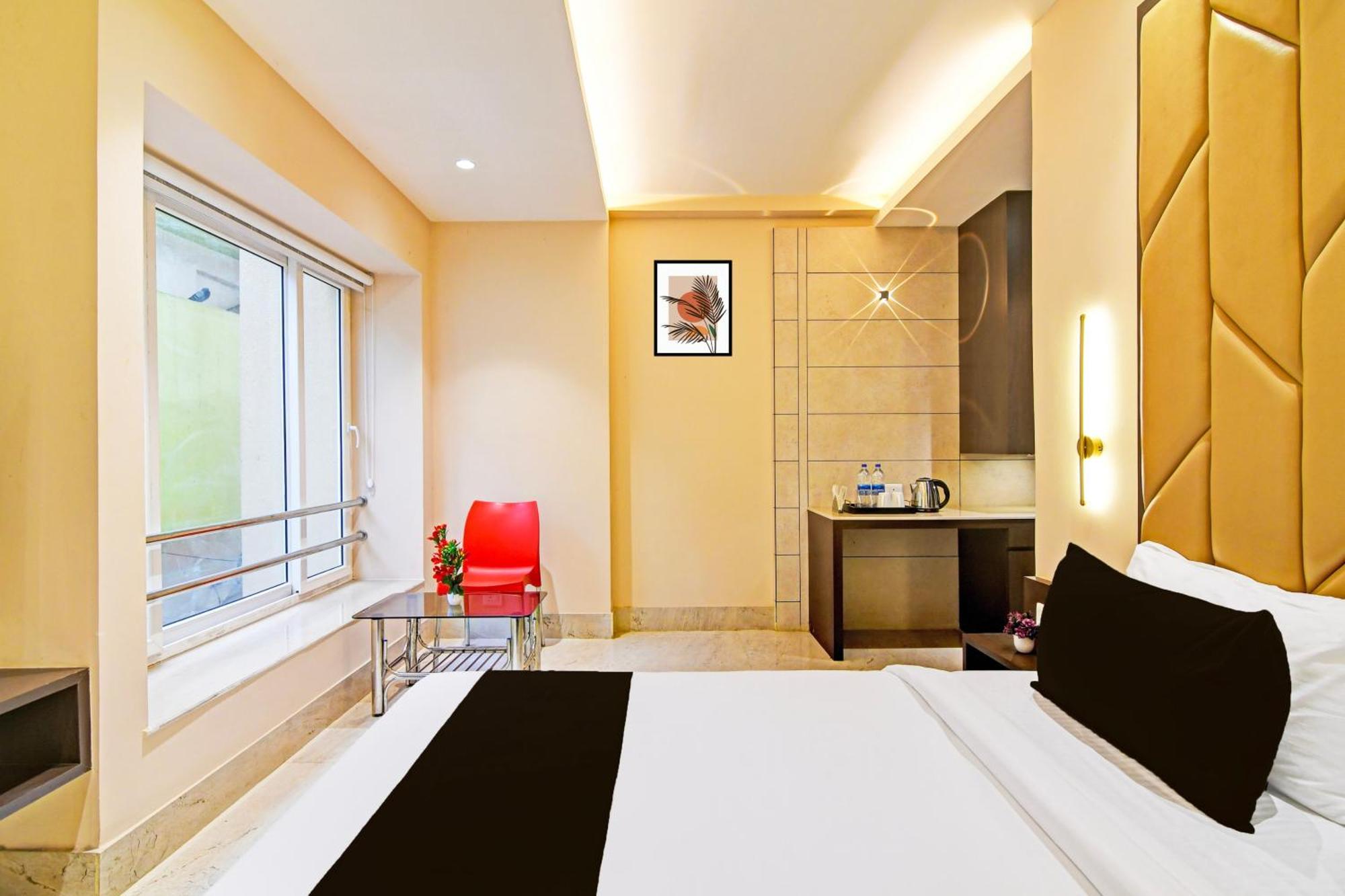 כלכותה Super Hotel O Samotel מראה חיצוני תמונה