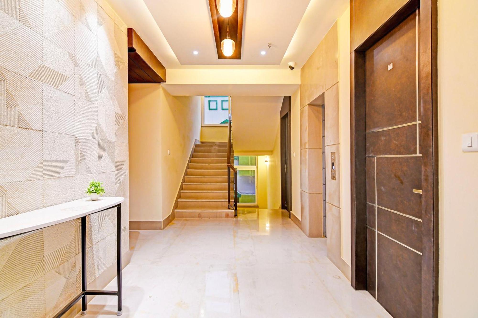 כלכותה Super Hotel O Samotel מראה חיצוני תמונה