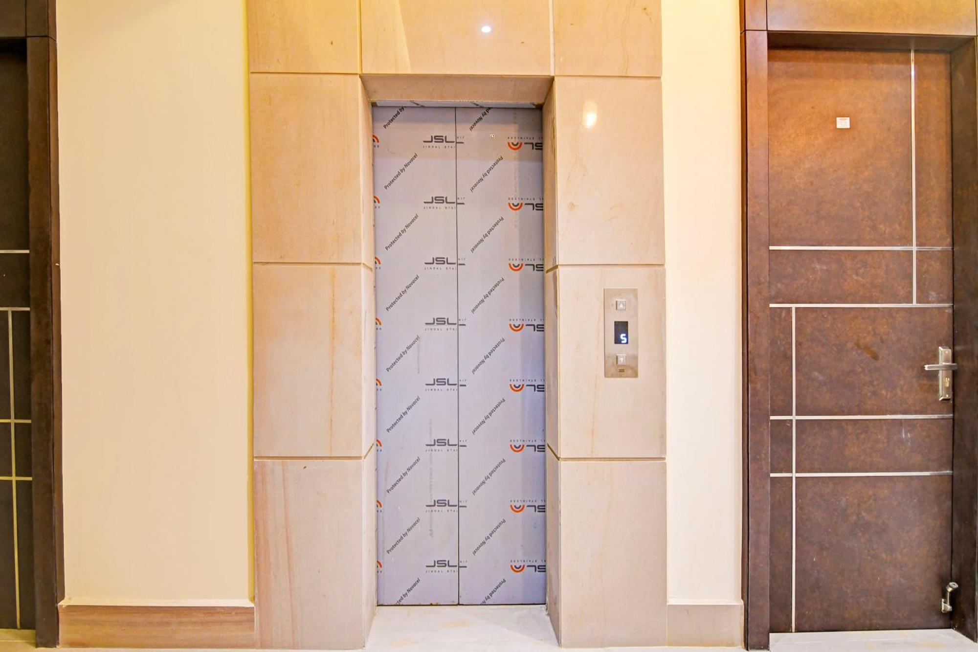 כלכותה Super Hotel O Samotel מראה חיצוני תמונה